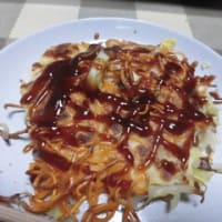 辛麺のお好み焼