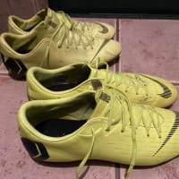 サッカー練習に使うギア