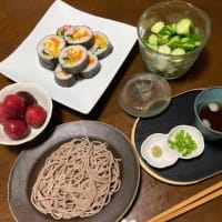 キンパとお蕎麦でおひとりさまご飯
