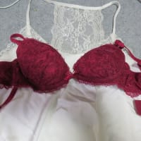 コンドームとブラジャー