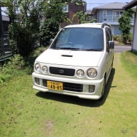 ダイハツ・ムーヴ（L902S）、ポジション・ランプを交換しました。
