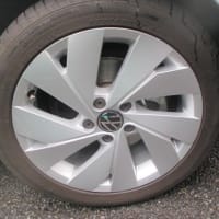 VW GOLF8,5 TDI ローダストパッドへの交換。