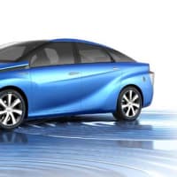 トヨタが燃料電池車関連の全特許を無償開放