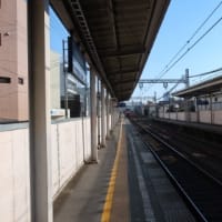 京浜急行　鶴見市場駅