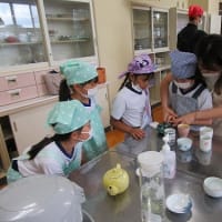 ６月２３日　富士岡小学校で、日本茶教室
