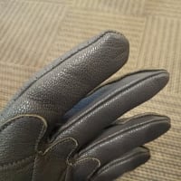 バイク用の新しいメッシュグローブ