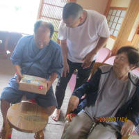 夏は暑すぎるが～あんきは、もっとアツい～！！