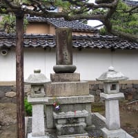 金沢市: 本 龍 寺   ①   蓮如上人御廟所、銭屋の墓所の墓所と・・・！