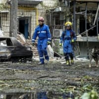 中国領事館を爆撃したのは中国製ドローンだった　ウクライナ外相が皮肉