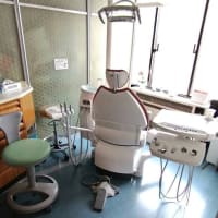 昨年に続いて歯科用診療台１台交換しました
