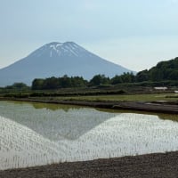 逆さ羊蹄山、ニセコ連峰