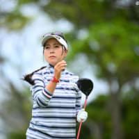 青木瀬令奈が単独首位で週末へ　神谷そら、山城奈々2位