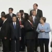韓国ムン君、G20で謎の行動。　　韓国人、現代の徴用工と売春婦。
