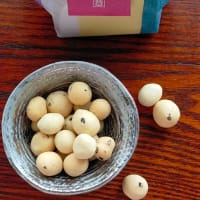 京都四条　菓子司「寛永堂」　豆あられと紫陽花の和三盆　