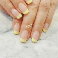 【yellow french nails】  