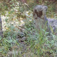 山境の石塚