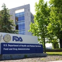 FDA　新たなコロナワクチン承認方針　若年層には臨床試験データを義務付け