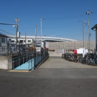 １月の寒川神社：ＪＲ東海道線茅ヶ崎駅から相模線普通列車に乗車して宮山駅へ