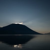 新月期 晴の土曜日 丸沼と中禅寺湖千手ヶ浜からダイヤモンド男体