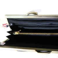浮足金具の長財布３