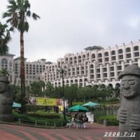 ２０２５・７・１０雲と夕焼けプレイバックphotoは２００６年の済州島旅
