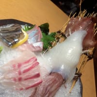 福岡で美味しい「イカの活き造り」と「水炊き」。