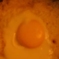   5/29 飯が炊き終わるころ卵を入れてみた