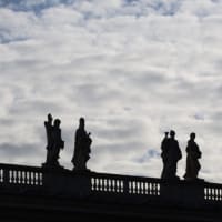 「Stato della Città del Vaticano（バチカン市国）」は東京ディズニーランドほどの面積（0.44㎢）の世界最小国