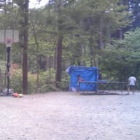 バスケットゴールがあるキャンプ場を発見！