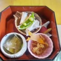 水無月の三段弁当　茶寮ここの