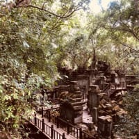 カンボジア車チャーターで　ベンメリア遺跡へ行きましょうか？　