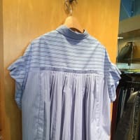Lallia Mu'  バックプリーツストライプシャツ