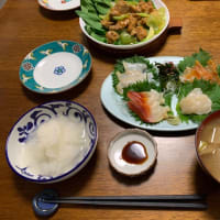 街のお魚屋さんでも、貝が並ぶ時期に