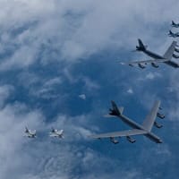 日米韓が東シナ海で共同訓練　安全保障強化へ3カ国連携