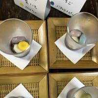昨日　お食い初めのお客様においでいただきました。そして冷たい夏菓子もどうかご覧ください。