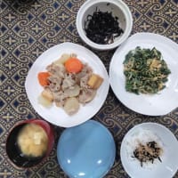 北タイ　朝のパン買い出しに