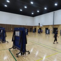 サタデー卓球同好会 7月最初の練習（2025）・・・姶良市役所加治木支所多目的ホール