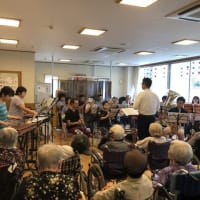 特別養護老人ホーム「金沢弁天園」で演奏しました