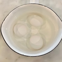 温泉卵の作り方　温玉のせピビンパ