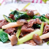 小松菜と牛肉の中華炒め＆もやしのカレーマリネ