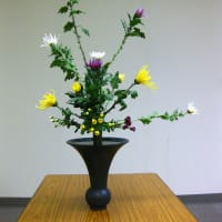 「池坊立花指定花器」を使用スタート - 「池坊・花のあけちゃん 