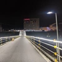 渡良瀬川の最高の水音が聞こえる道。