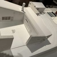 リビング・モダニティ　住まいの実験　1920s〜1970s