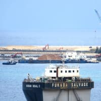 ７月４日の辺野古側埋め立て工区と大浦湾の様子／新ゲートからの資材搬入は無し