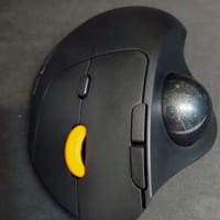 初めてのトラックボール