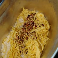 ラ王醤油炊き込み御飯　ラ王　炊き込み御飯　アレンジ　簡単　美味　アウトドア料理　
