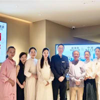 湖北省茶の旅での国際交流会