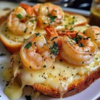 Super Cheesey shrimp garlic bread
