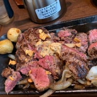 ステーキを食べに行った。