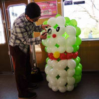 電車の中にドラえもんが・・・！
